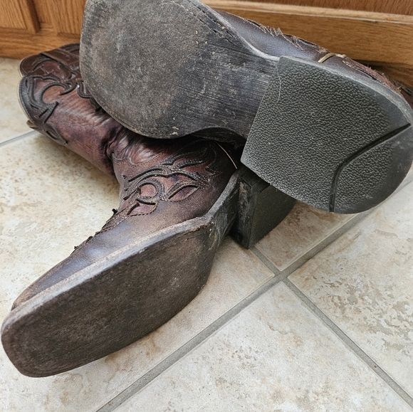 ARAIT Cassidy Leather Cowboy Boots 👢 - Picture 3 of 5